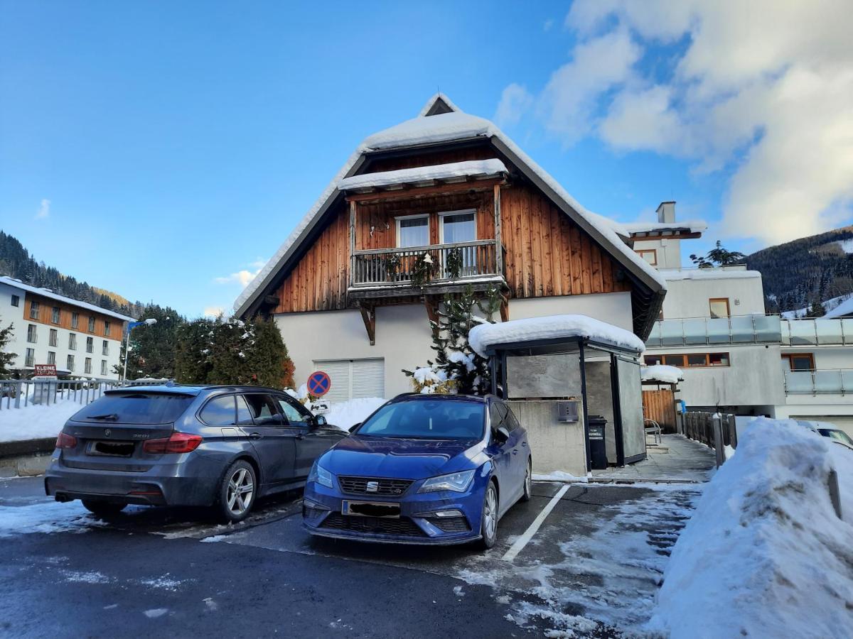 Ferienwohnungen Fryba Bad Kleinkirchheim Exteriör bild