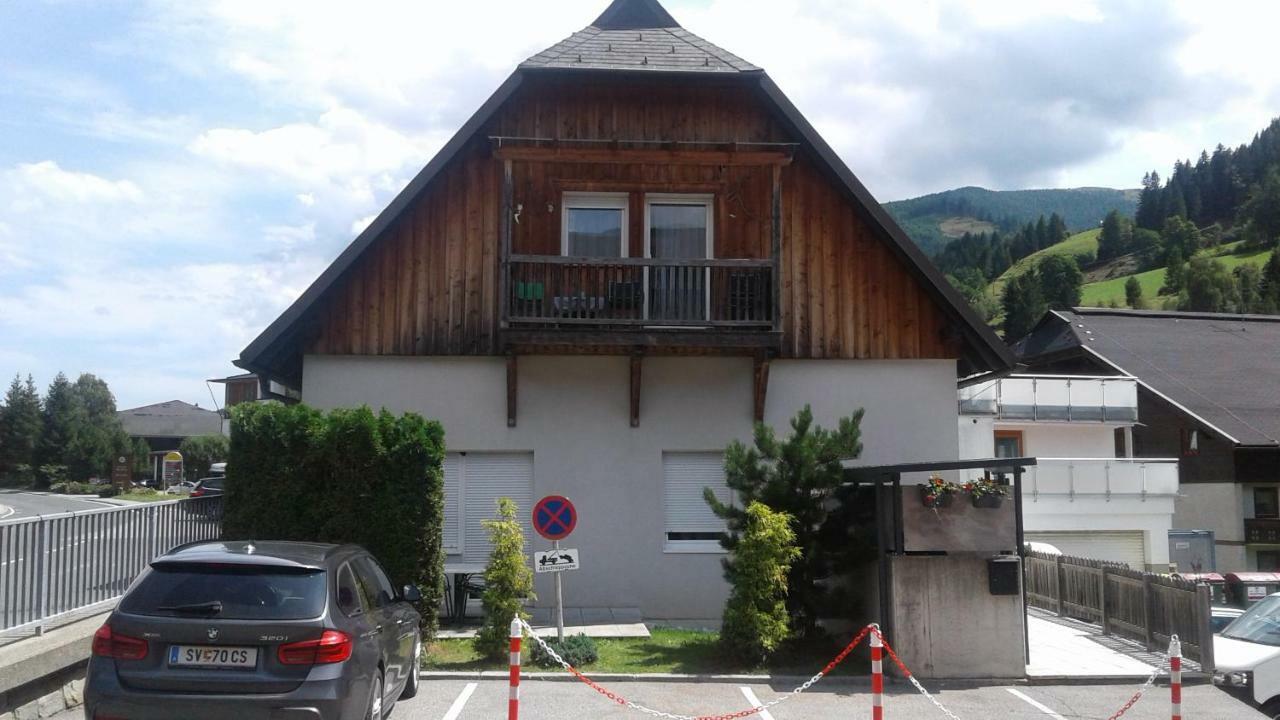 Ferienwohnungen Fryba Bad Kleinkirchheim Exteriör bild